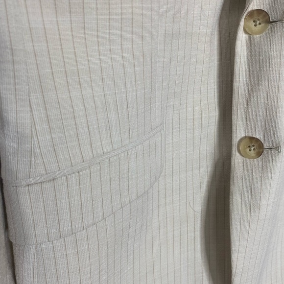 Express Men's Beige Striped Blazer - Picture 3 of 9